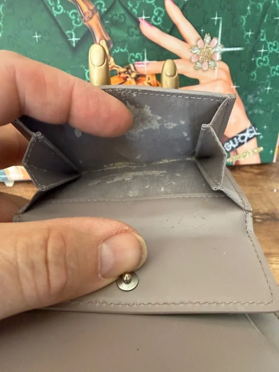 Louis Vuitton Taupe Epi Leather Small Wallet. Rehab torn elastic - Picture 9 of 9